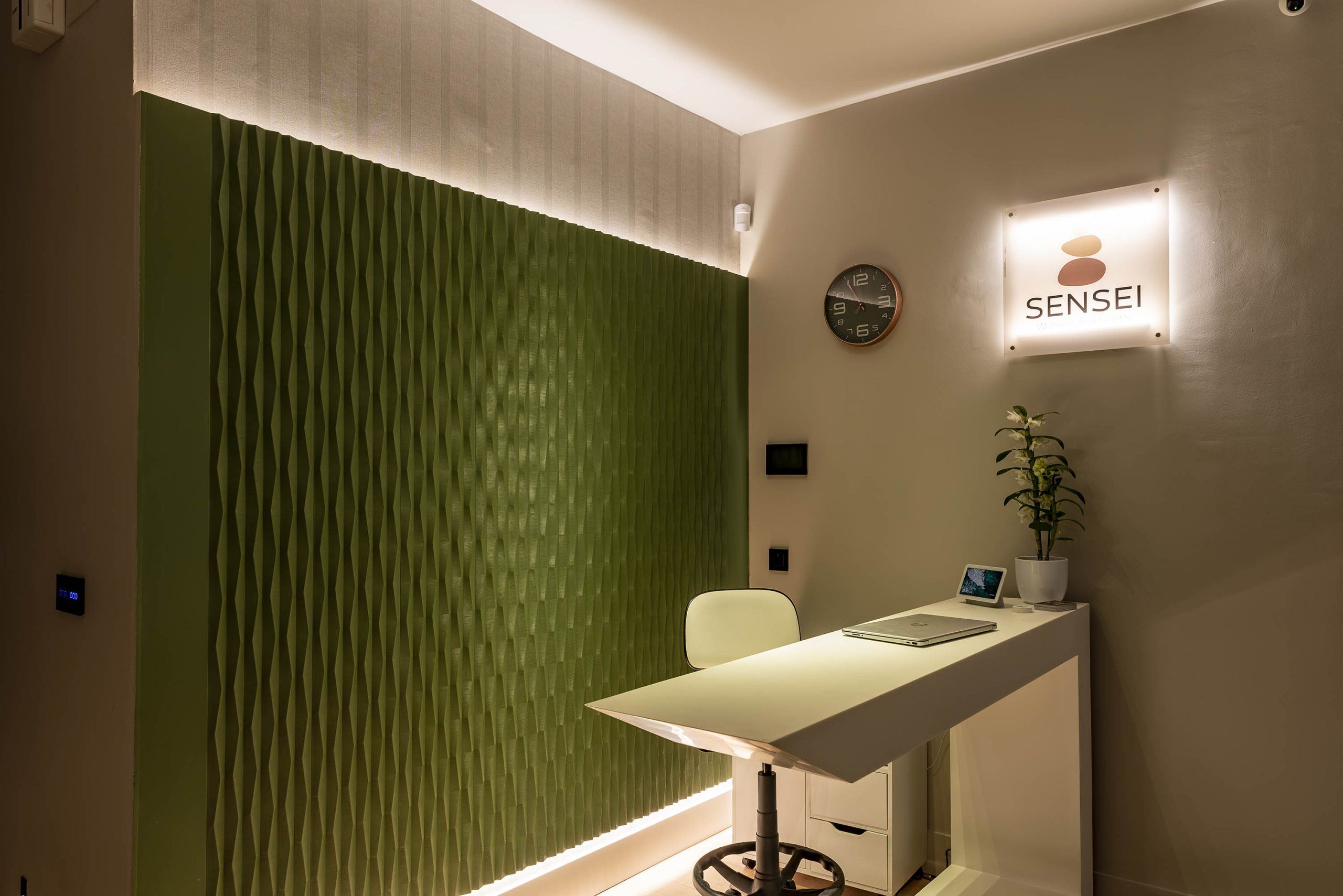 Sensei Masajes Eróticos - Erotic Massage in Madrid, Spain
