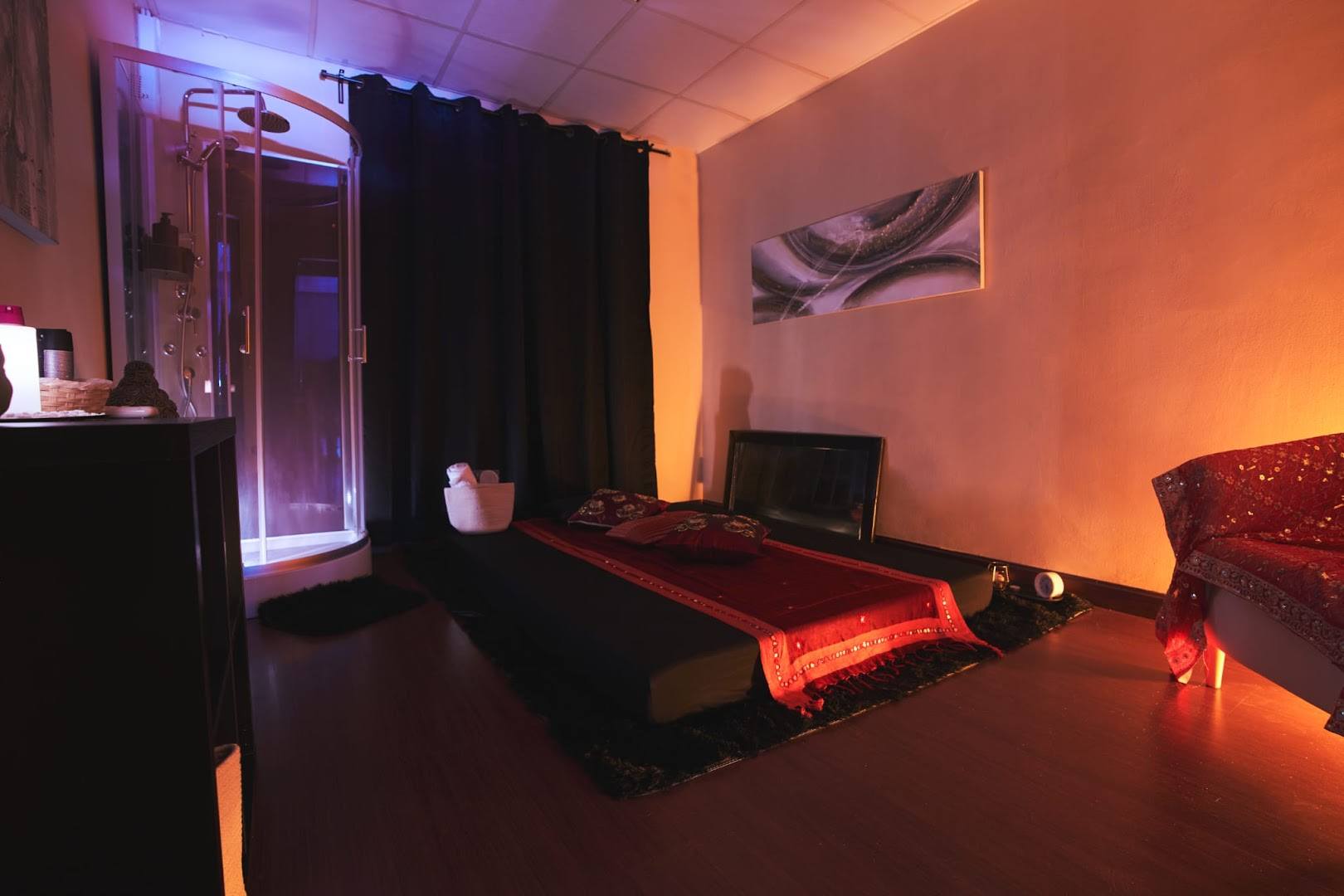Summum Erotic Massage & Masajes Eróticos Madrid - Erotic Massage in Madrid, Spain