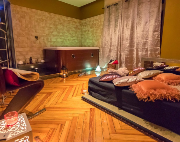 Tantra Palace - Masajes Eróticos Madrid - Erotic Massage in Madrid, Spain