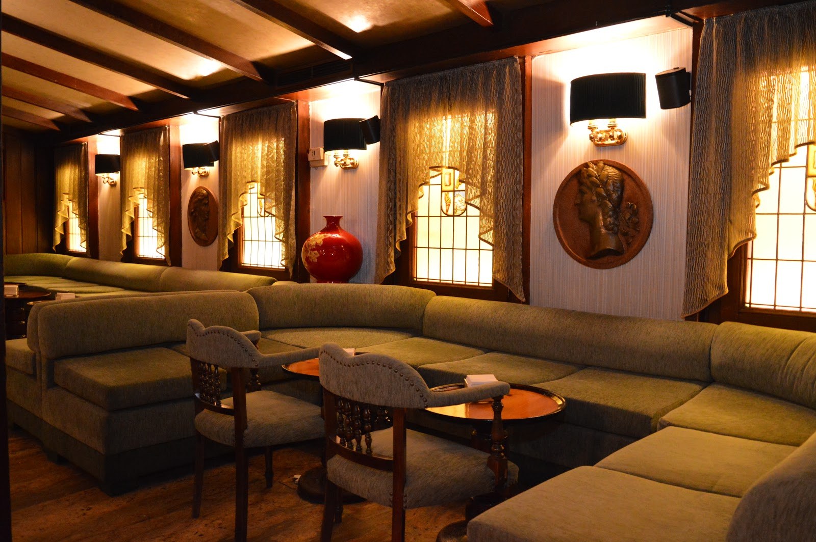 Bar Pigmalion - Nightclub in Madrid, Spain