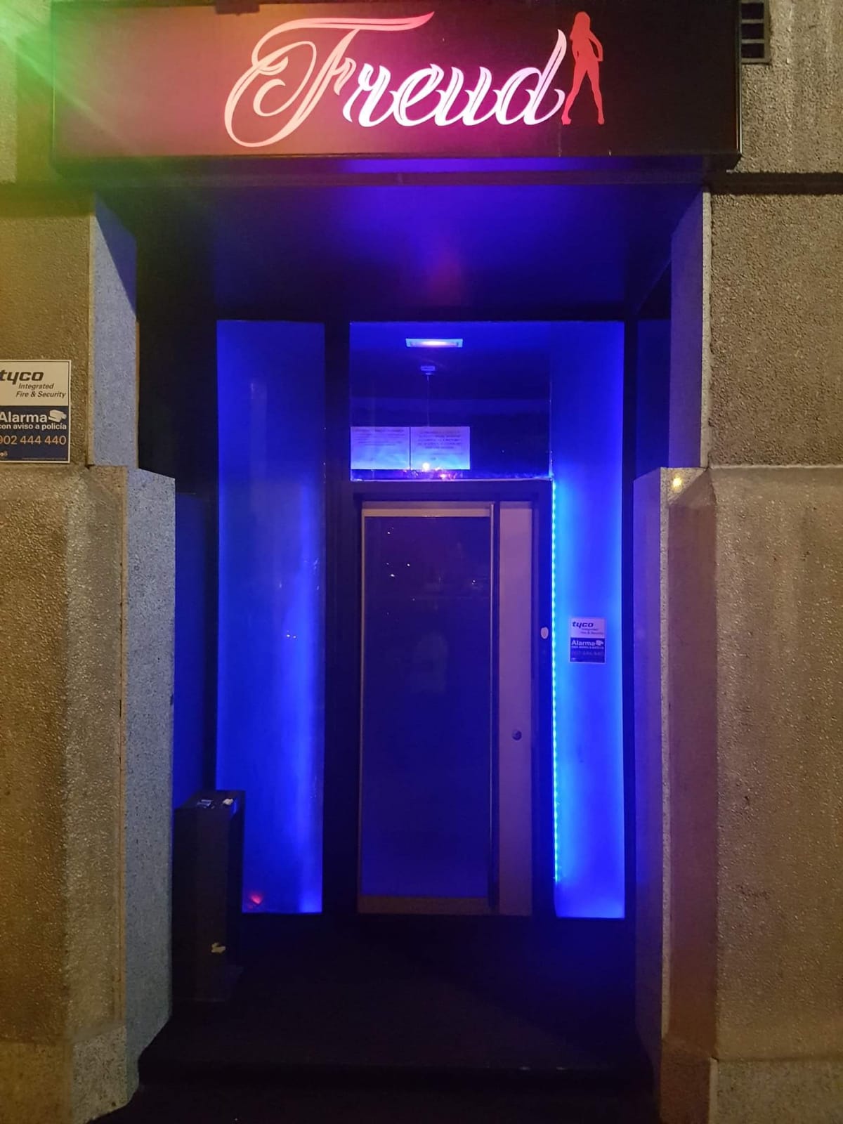 Freud Relax Club - Nightclub in Madrid, Spain