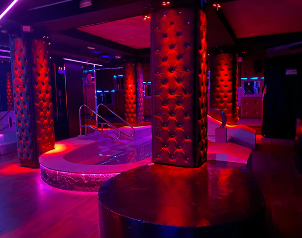 Encuentros Vip Madrid- Club Swinger Liberal - Swinger Club in Madrid, Spain