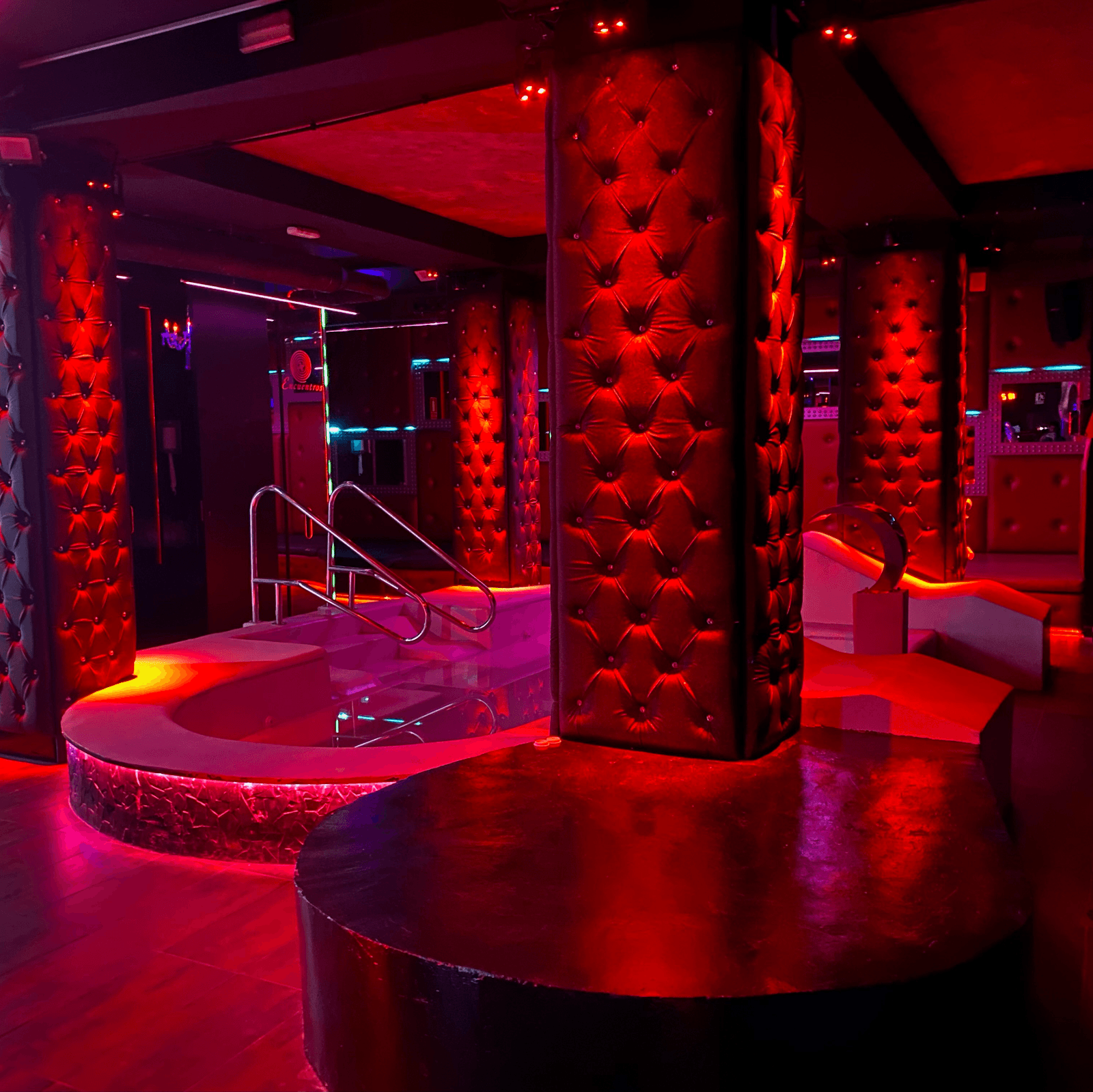 Encuentros Vip Madrid- Club Swinger Liberal - Swinger Club in Madrid, Spain