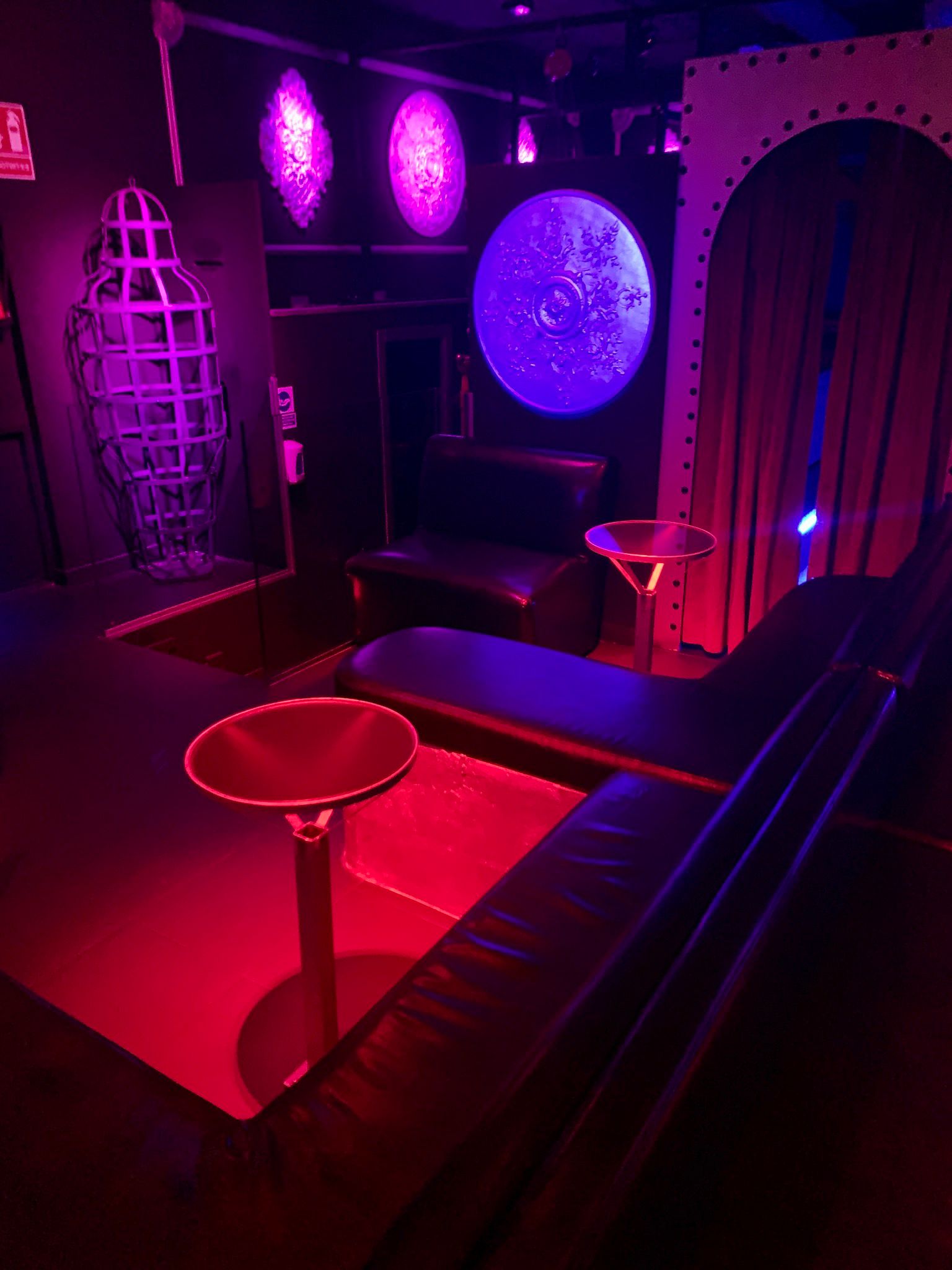 Pubtriangulo - Swinger Club in Madrid, Spain