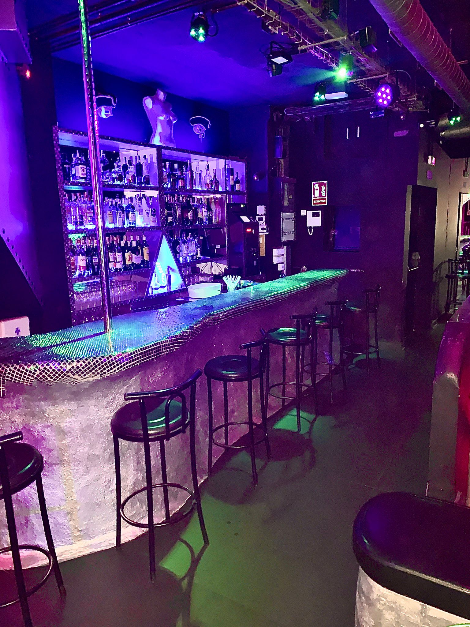 Pubtriangulo - Swinger Club in Madrid, Spain