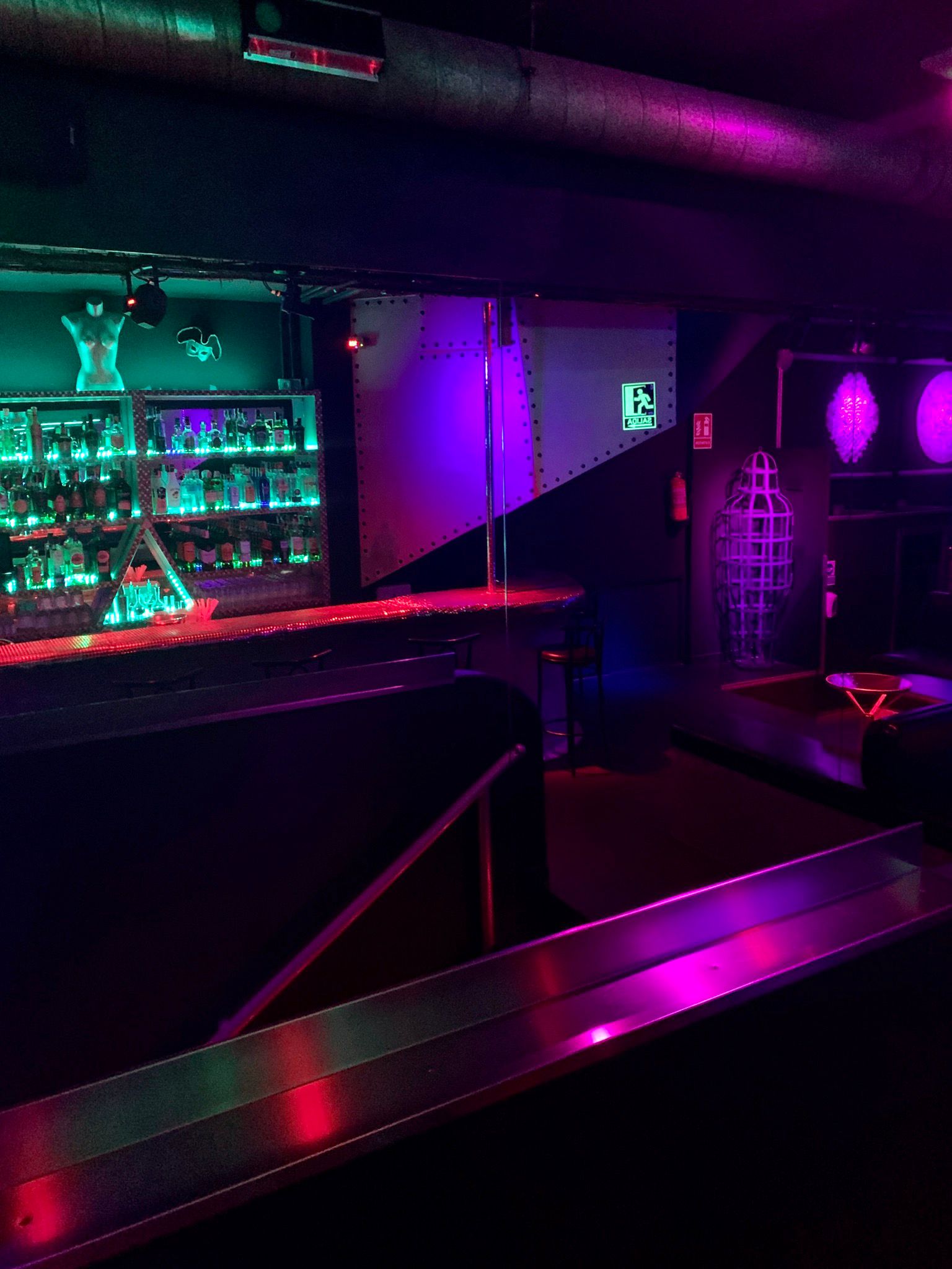 Pubtriangulo - Swinger Club in Madrid, Spain