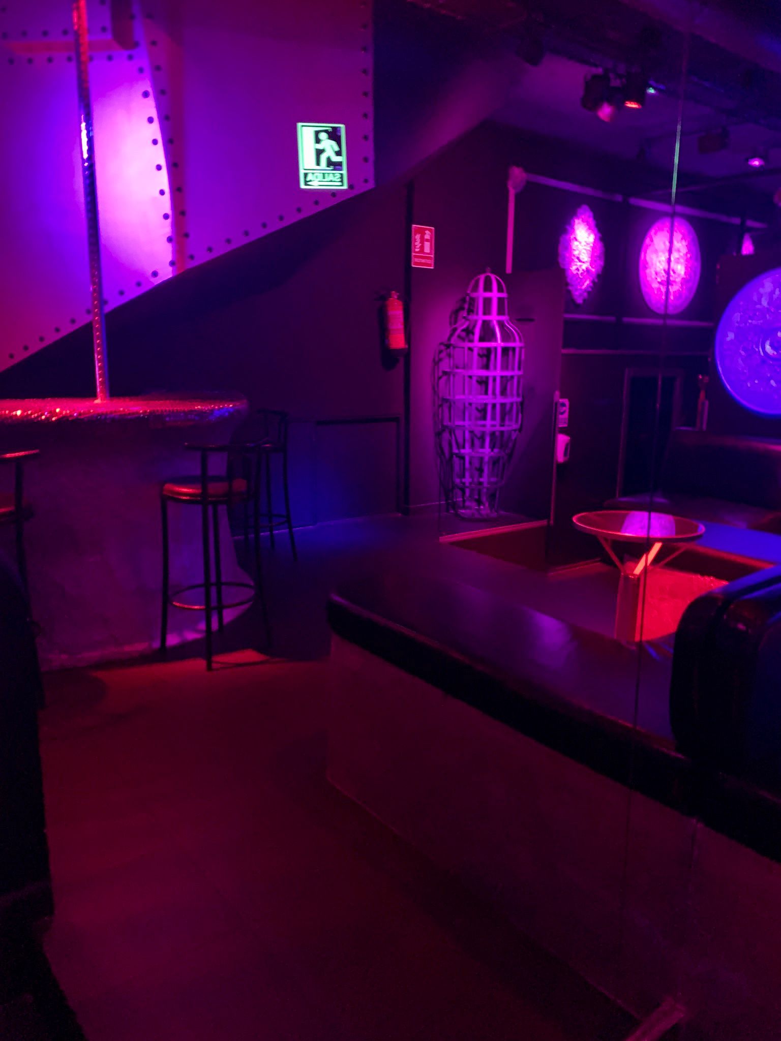 Pubtriangulo - Swinger Club in Madrid, Spain