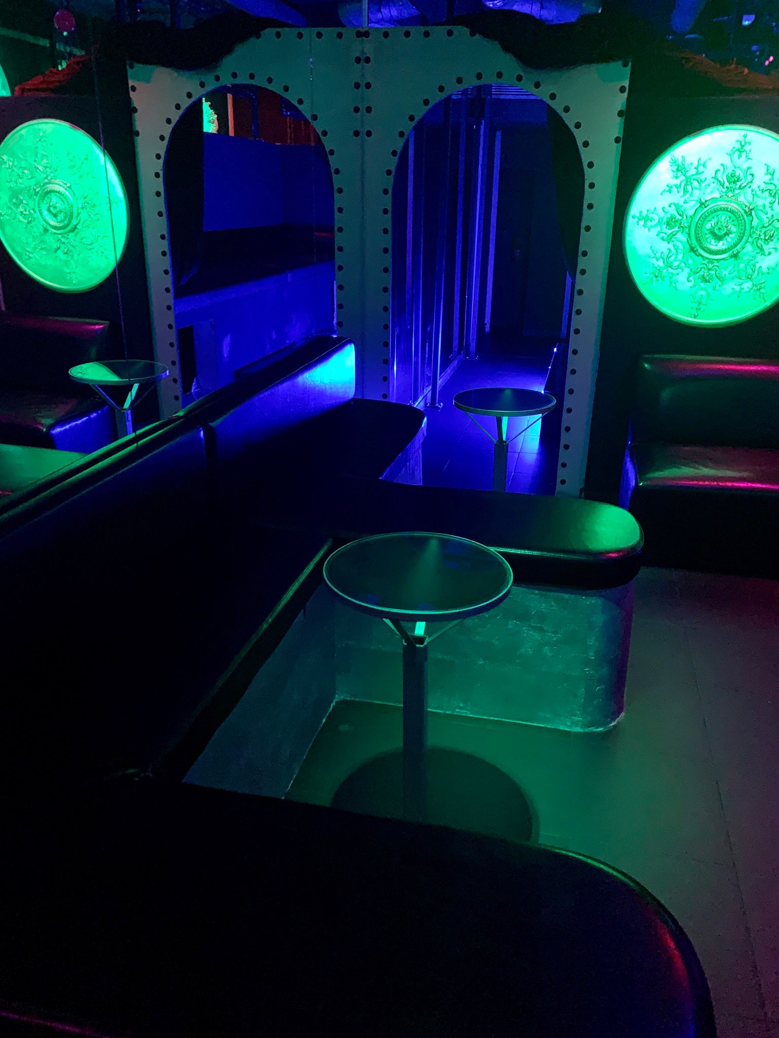 Pubtriangulo - Swinger Club in Madrid, Spain