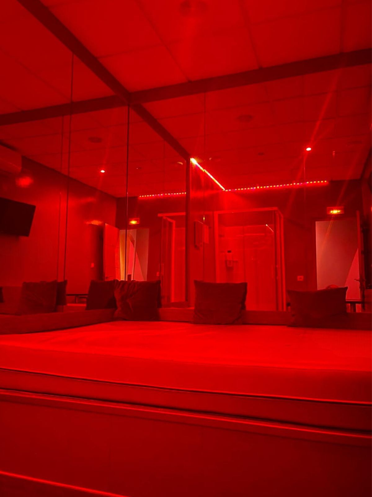 Club California - Nightclub in Marbella, Spain