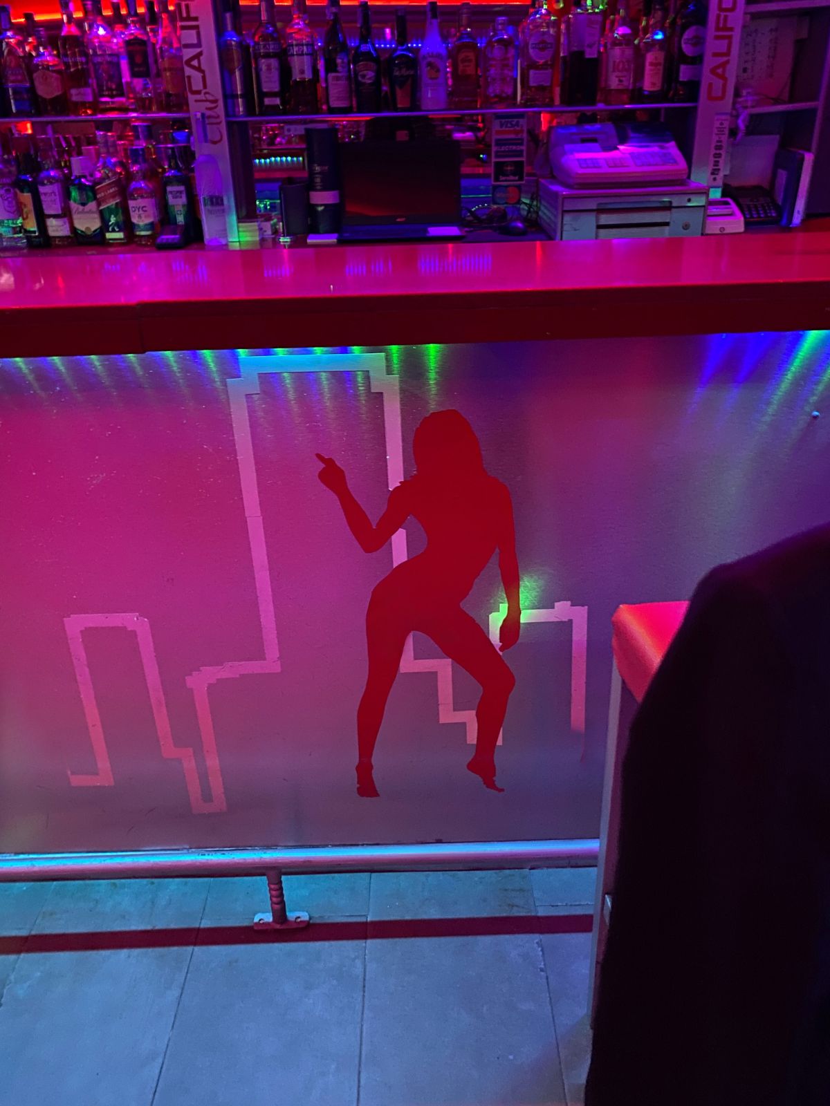 Club California - Nightclub in Marbella, Spain