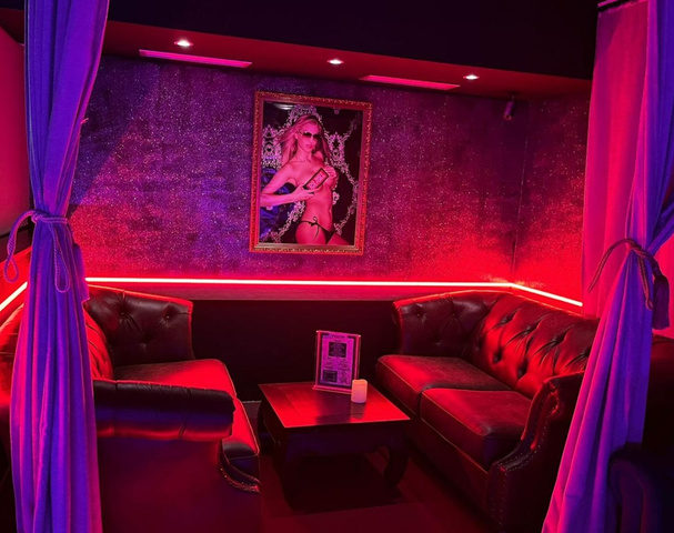 Level One Gentlemen's Club - Nightclub in Marbella, Spain