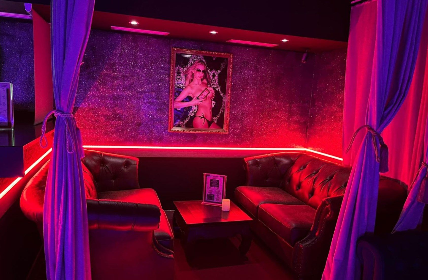 Level One Gentlemen's Club - Nightclub in Marbella, Spain