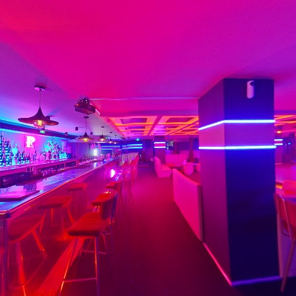 Pink Lap Dance - Nightclub in Marbella, Spain