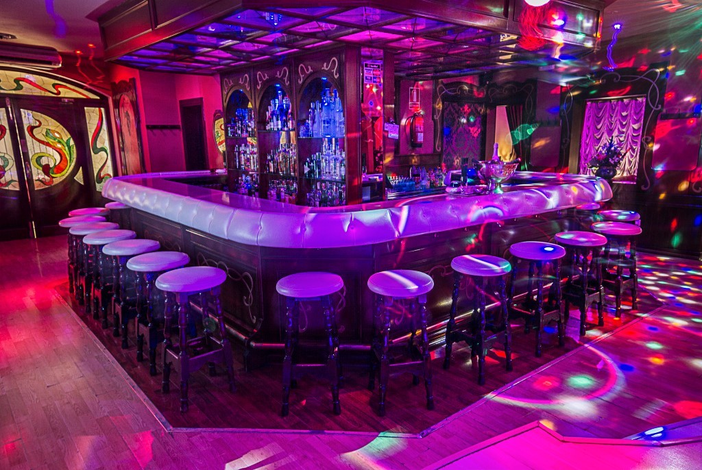 Delfos Girls - Nightclub in Palma, Spain