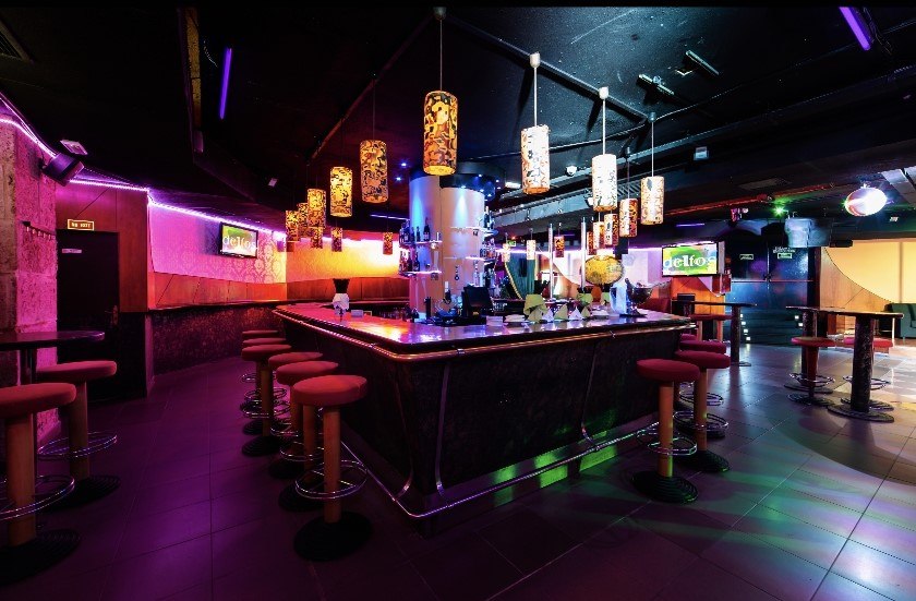 Delfos Girls - Nightclub in Palma, Spain
