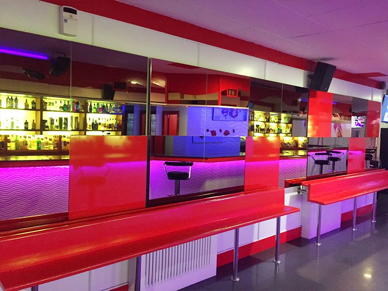Tresmarqueses - Nightclub in Recajo, Spain