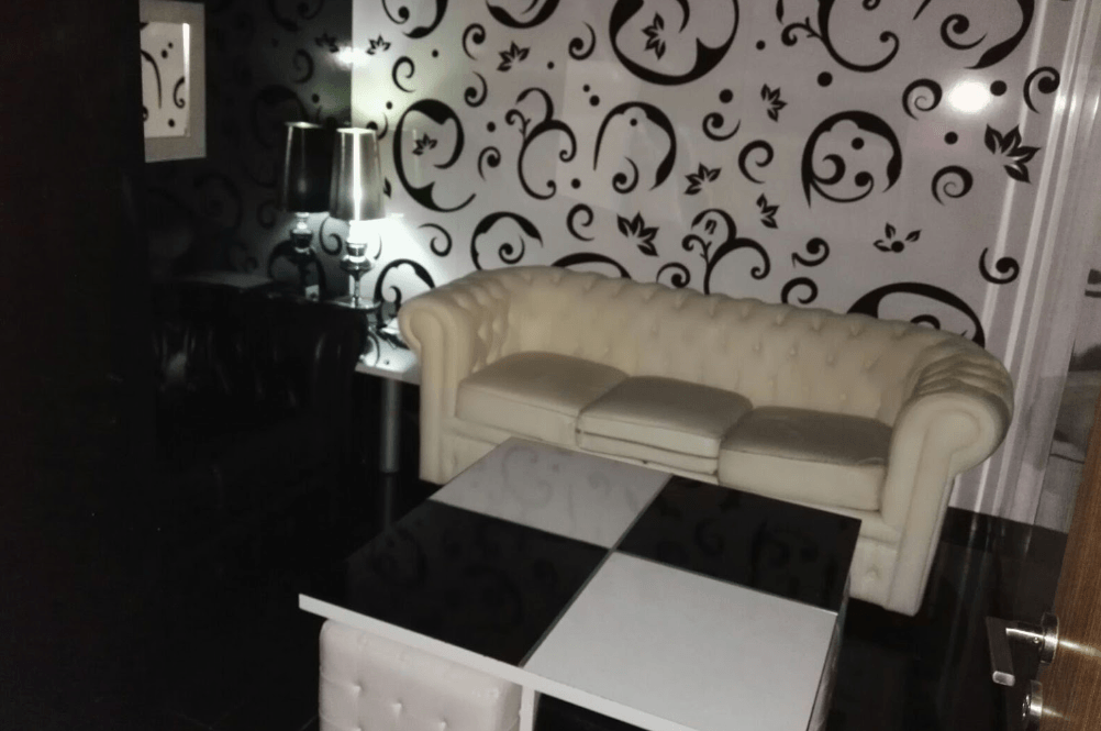 Sala Glamour - Nightclub in Riba Roja De Turia, Spain