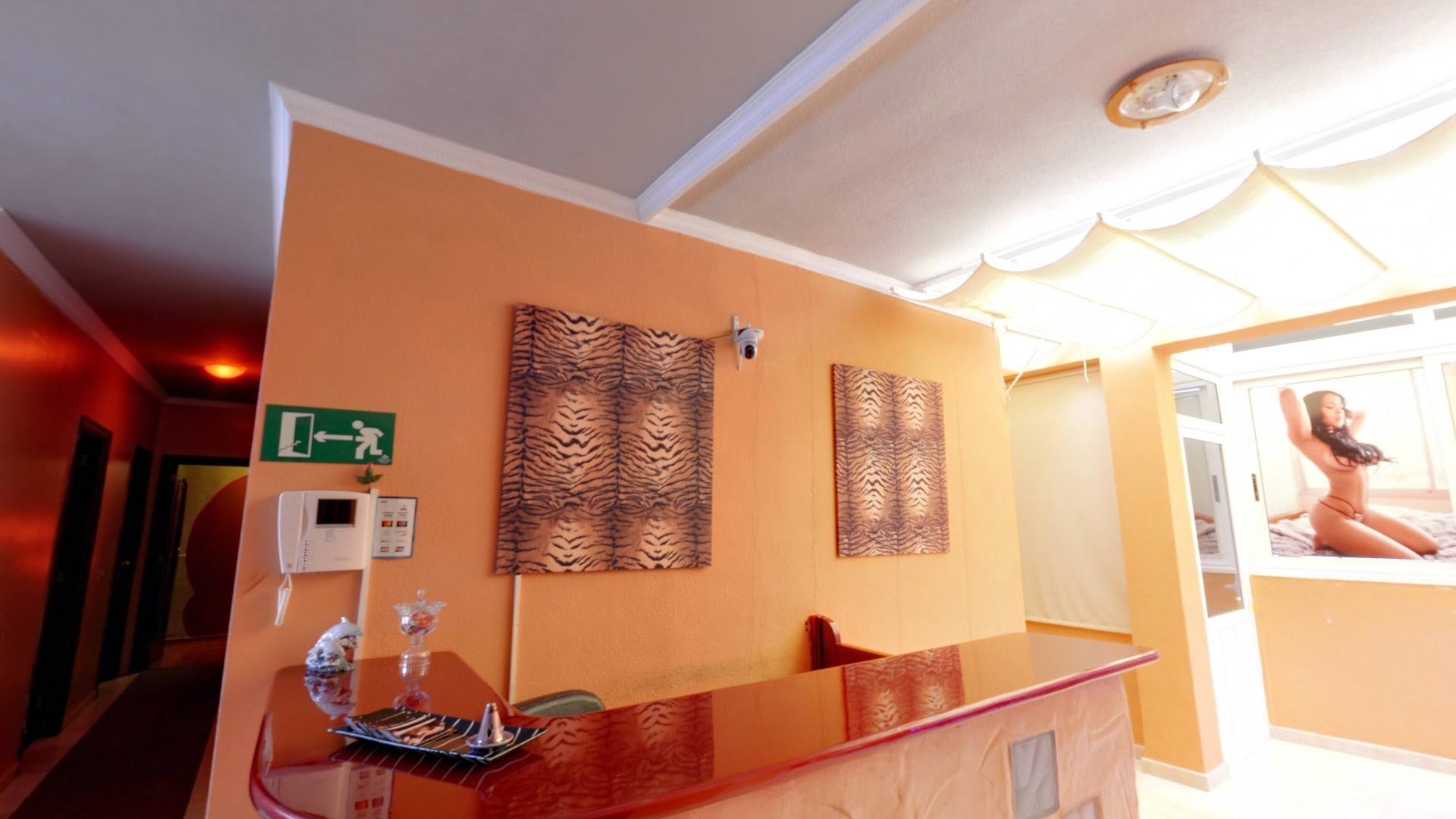 Club De Alterne La Mansión - Brothel in San Cristobal De La Laguna, Spain