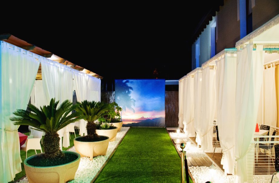 Sala Luxx - Nightclub in San Isidro, Spain