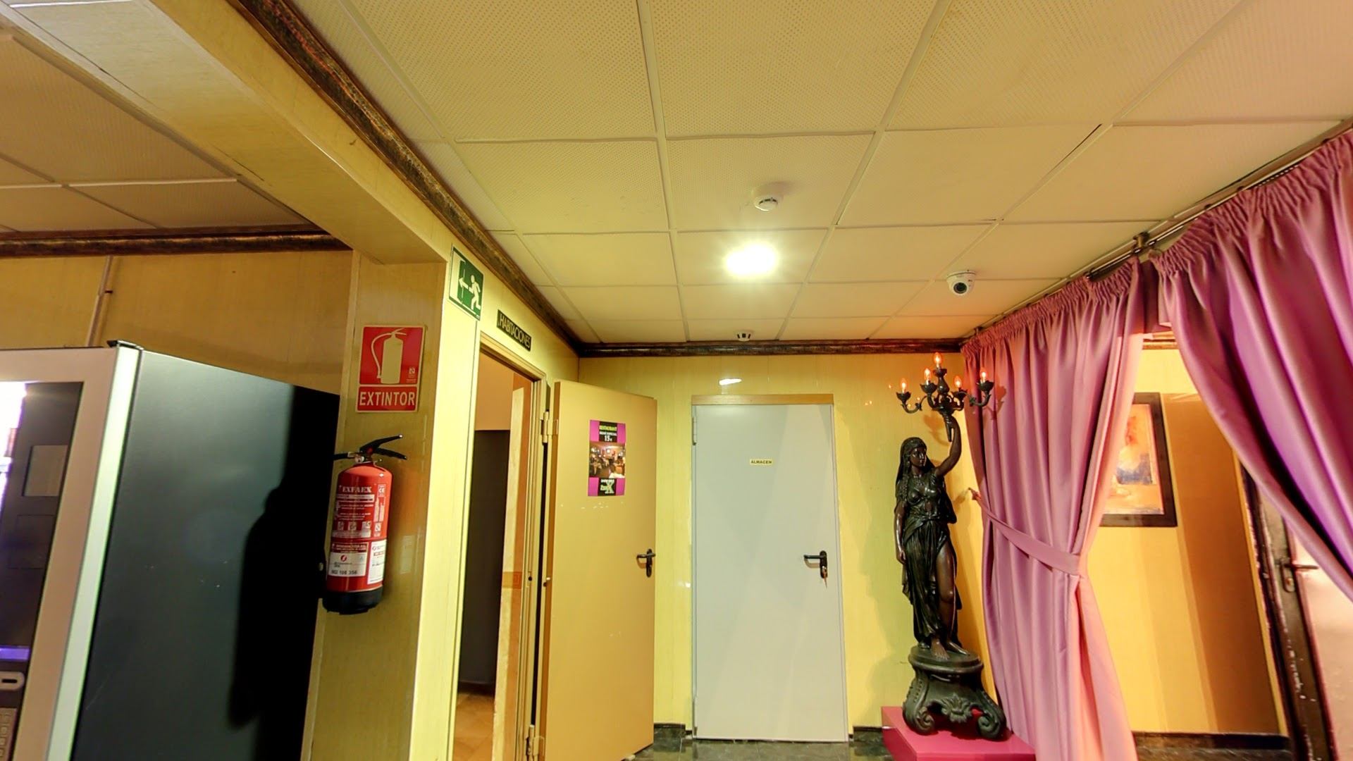 Club Punt X - Nightclub in Torrefarrera, Spain