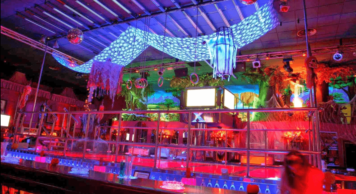 Punt X - Nightclub in Torrefarrera, Spain