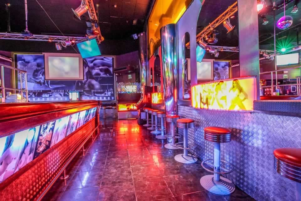 Punt X - Nightclub in Torrefarrera, Spain