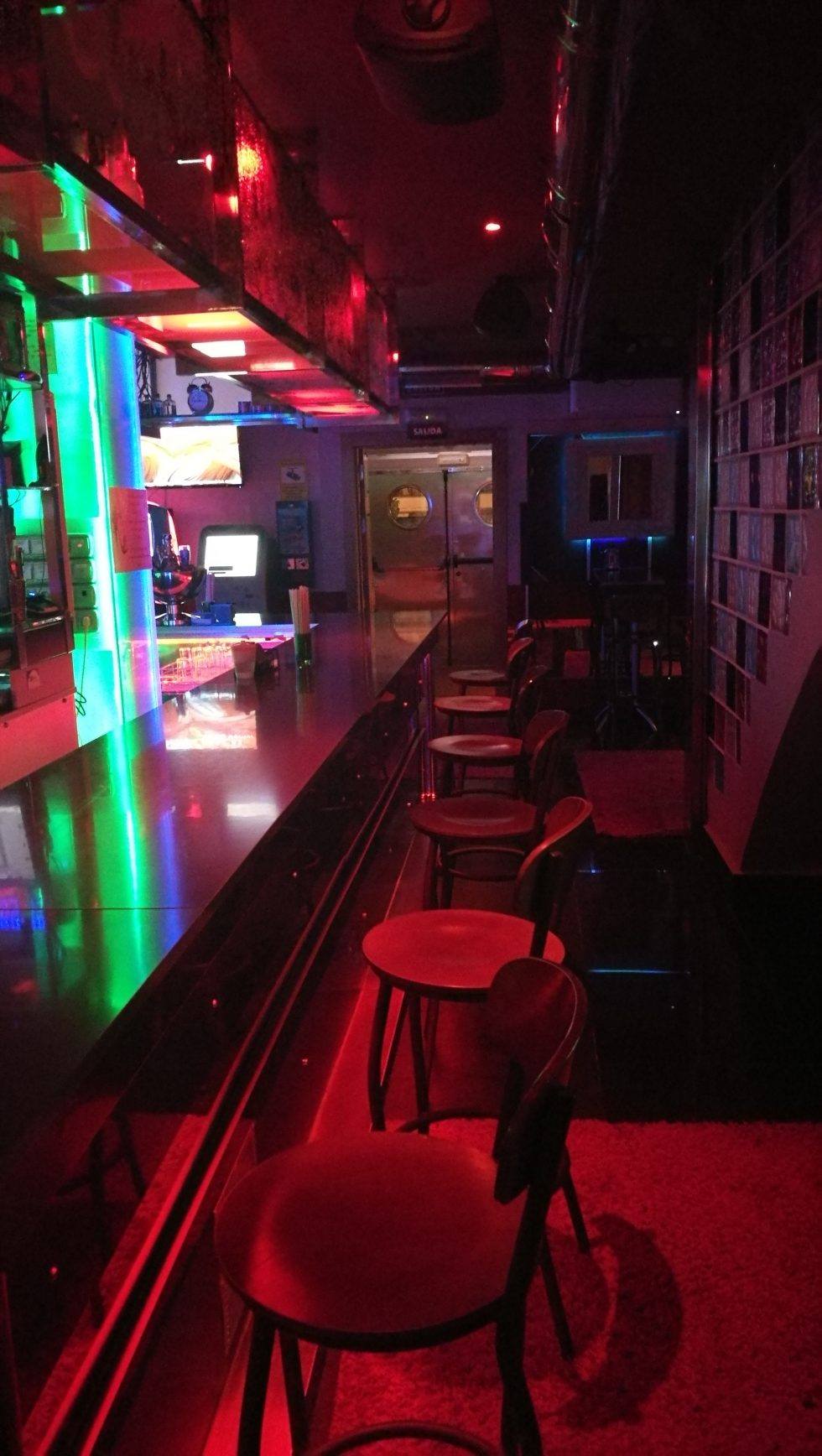 Hostal Club Cherie - Nightclub in Torremolinos, Spain