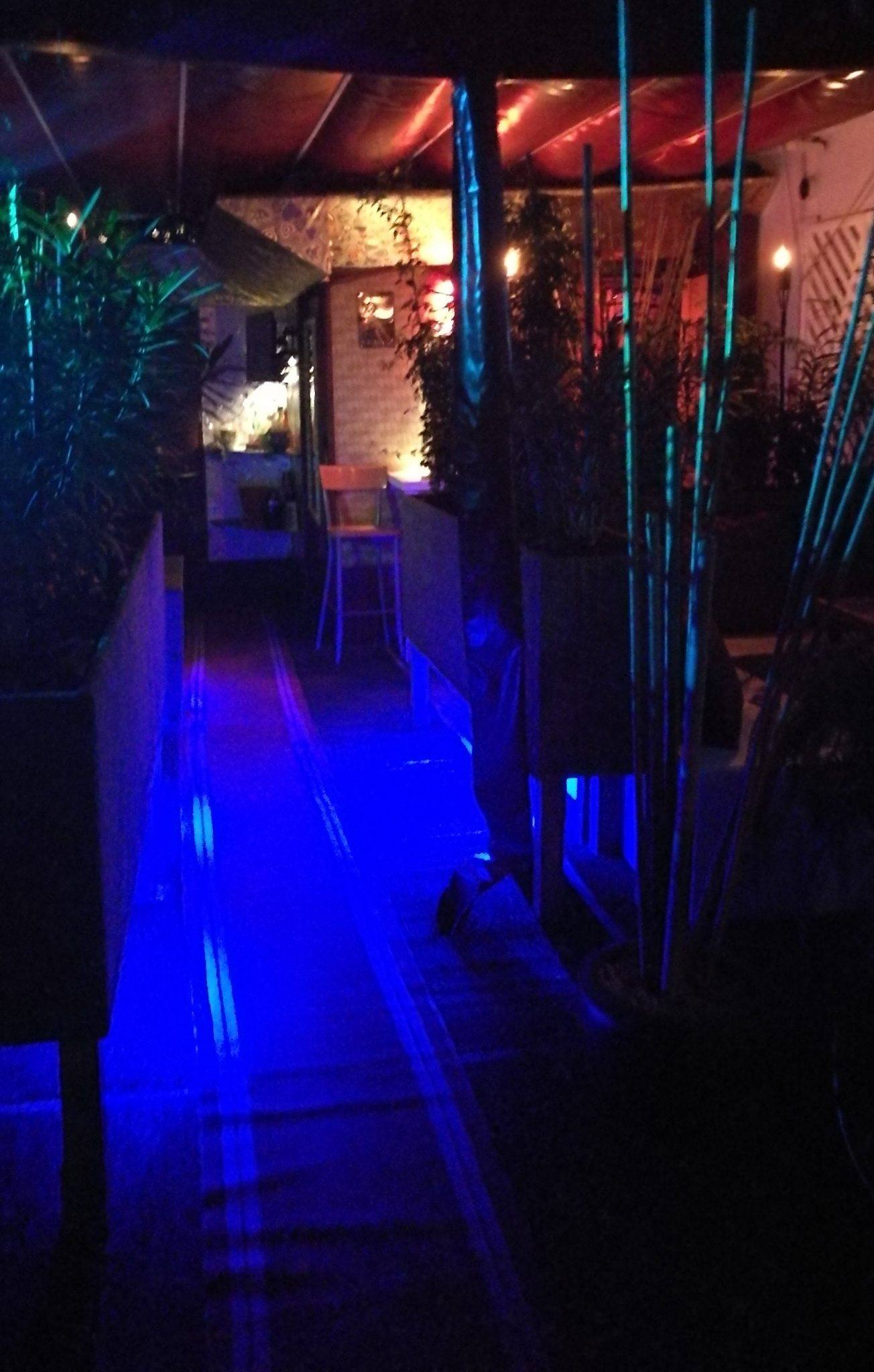 Hostal Club Cherie - Nightclub in Torremolinos, Spain