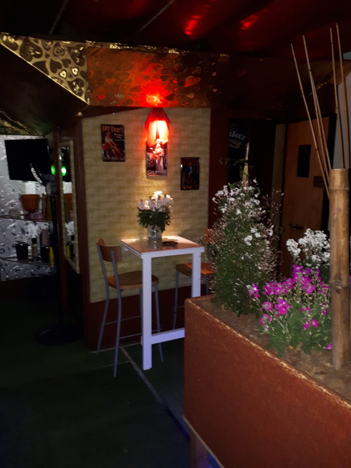 Hostal Club Cherie - Nightclub in Torremolinos, Spain