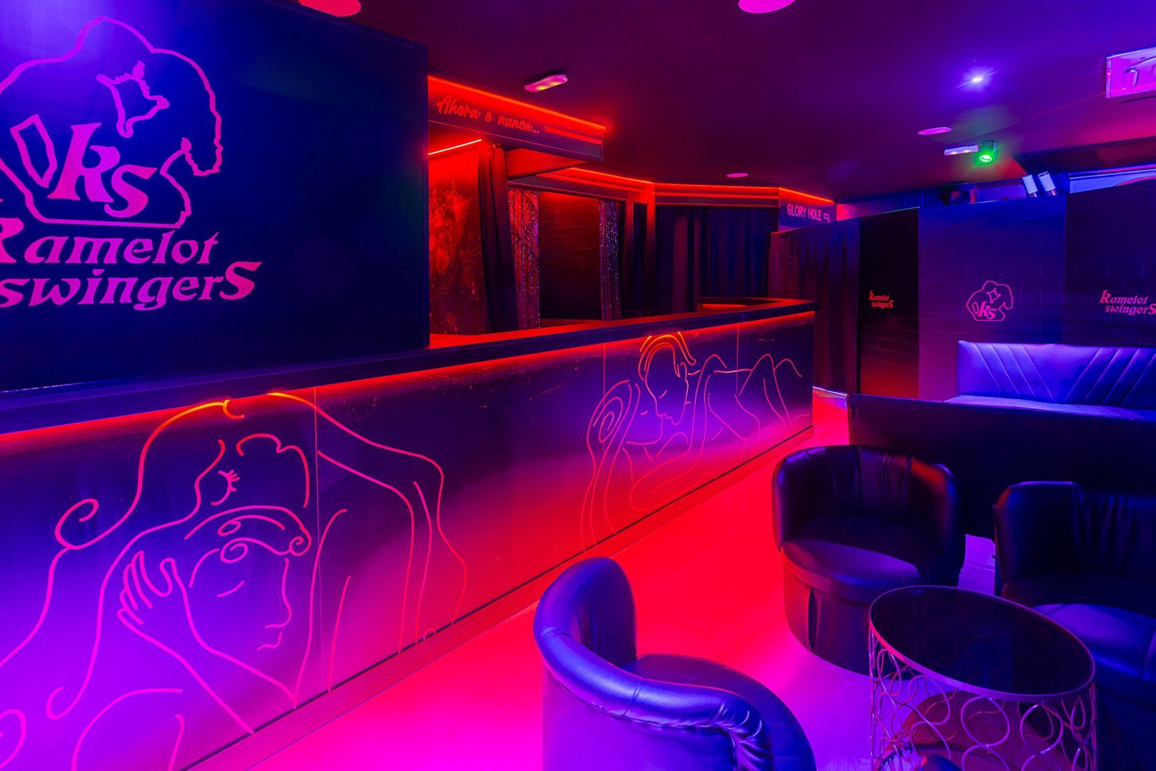 Pub Kamelot Swingers Torremolinos - Swinger Club in Torremolinos, Spain