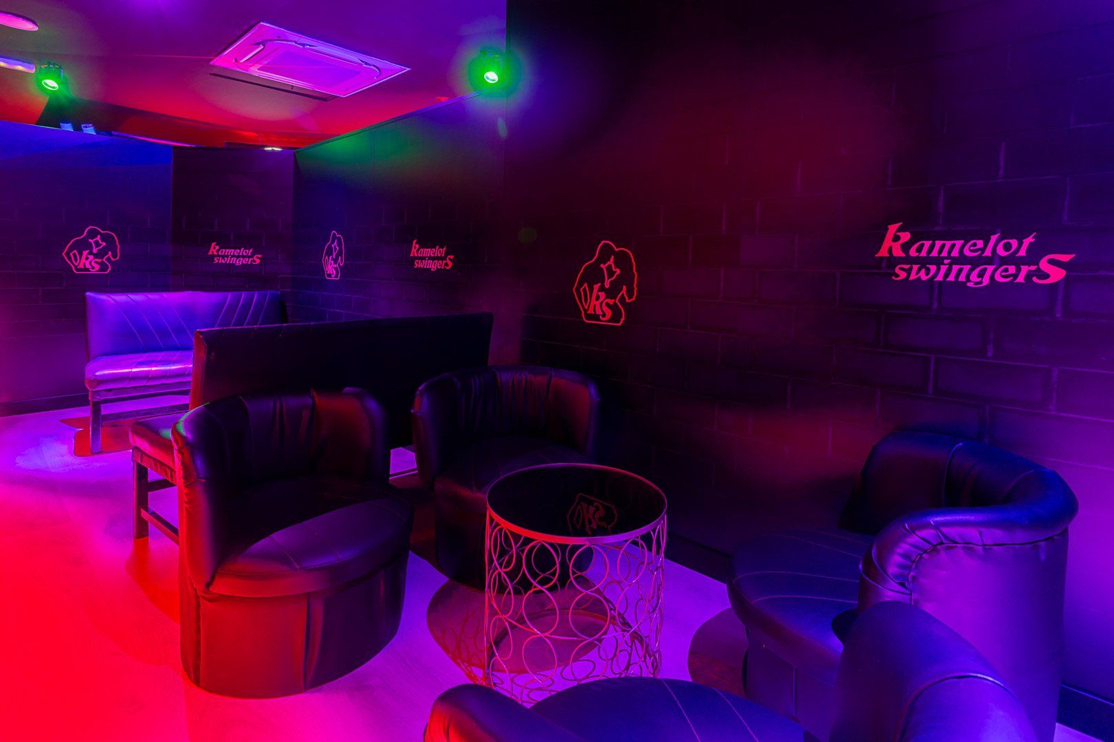 Pub Kamelot Swingers Torremolinos - Swinger Club in Torremolinos, Spain