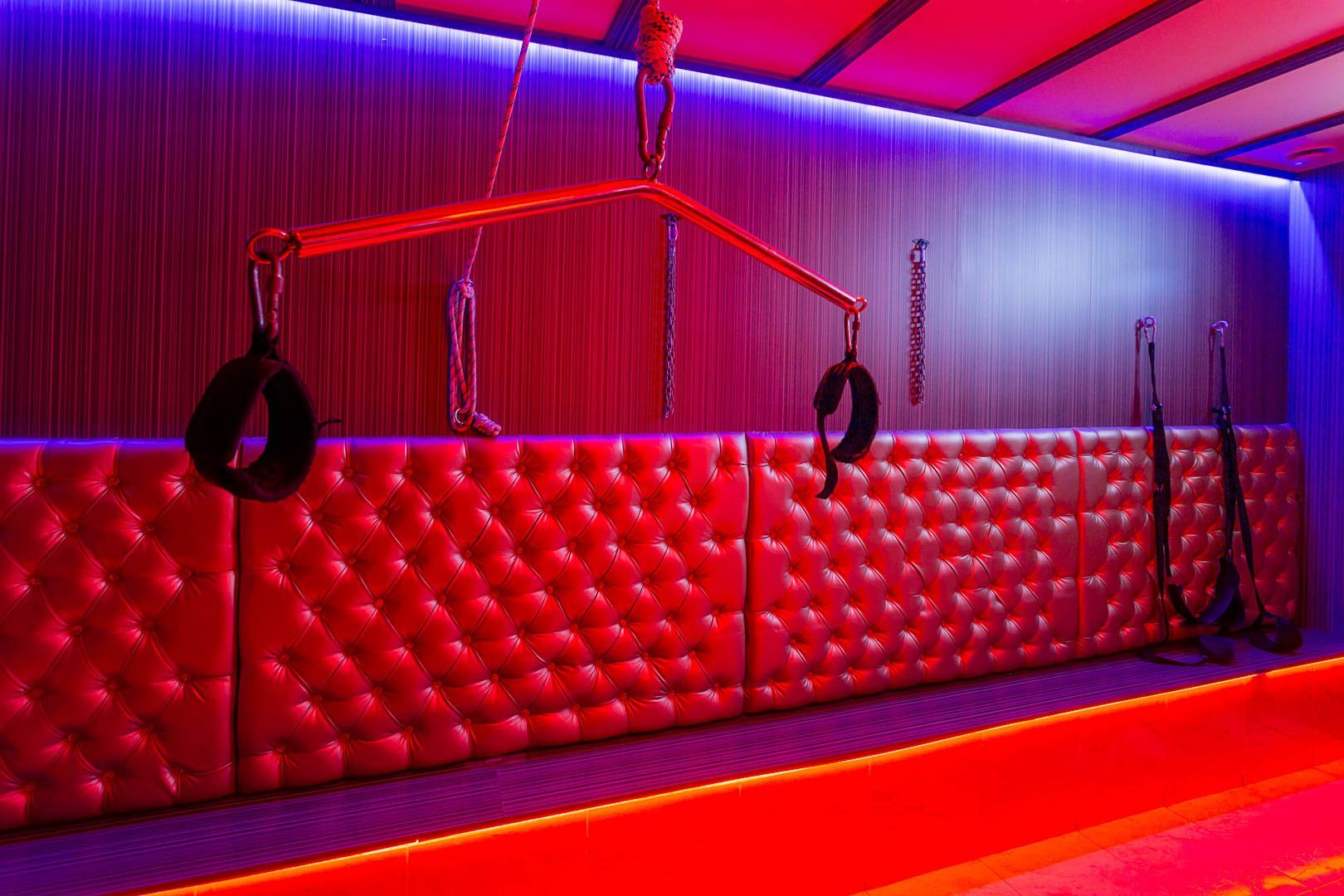 Pub Kamelot Swingers Torremolinos - Swinger Club in Torremolinos, Spain