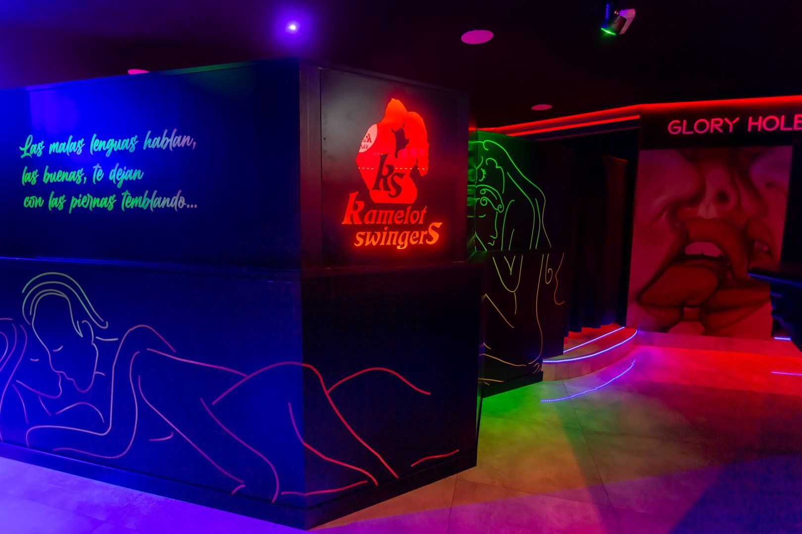 Pub Kamelot Swingers Torremolinos - Swinger Club in Torremolinos, Spain