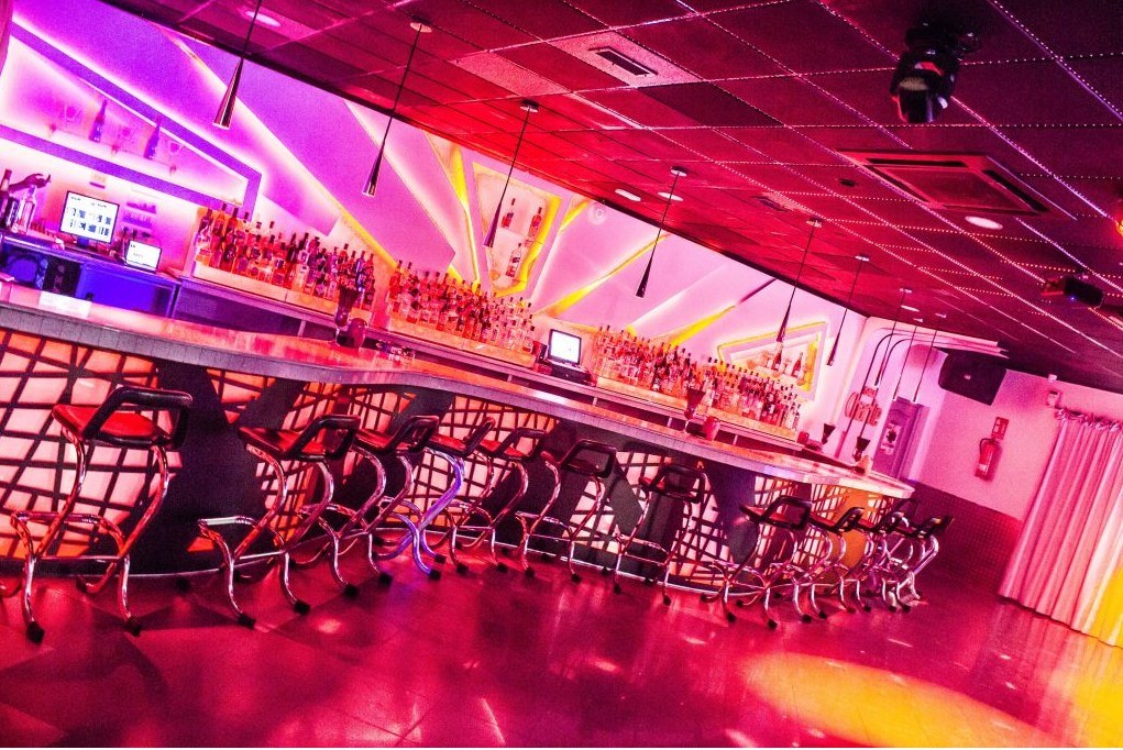 Sala Los Ángeles De Charlie - Nightclub in Valdepenas, Spain