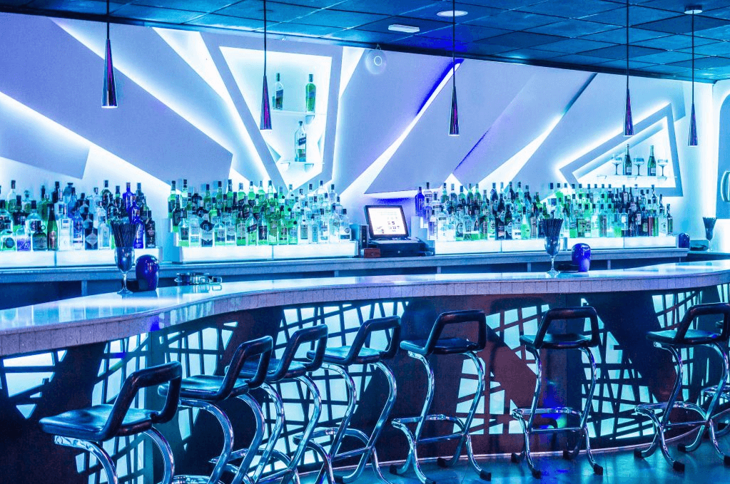 Sala Los Ángeles De Charlie - Nightclub in Valdepenas, Spain