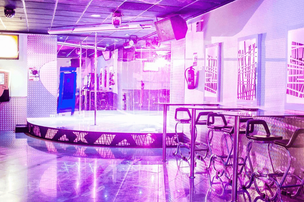 Sala Los Ángeles De Charlie - Nightclub in Valdepenas, Spain