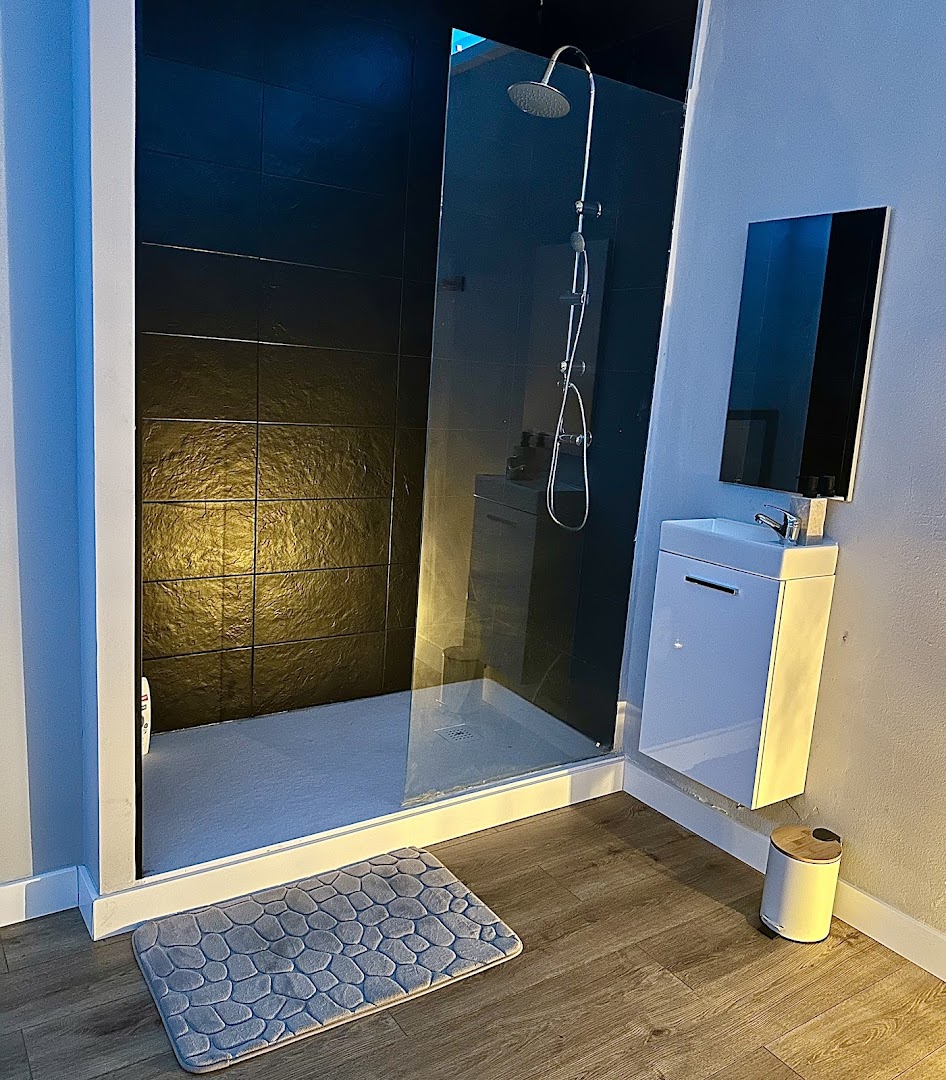 Ewa Masajes - Masajes Eróticos En Valencia - Erotic Massage in Valencia, Spain