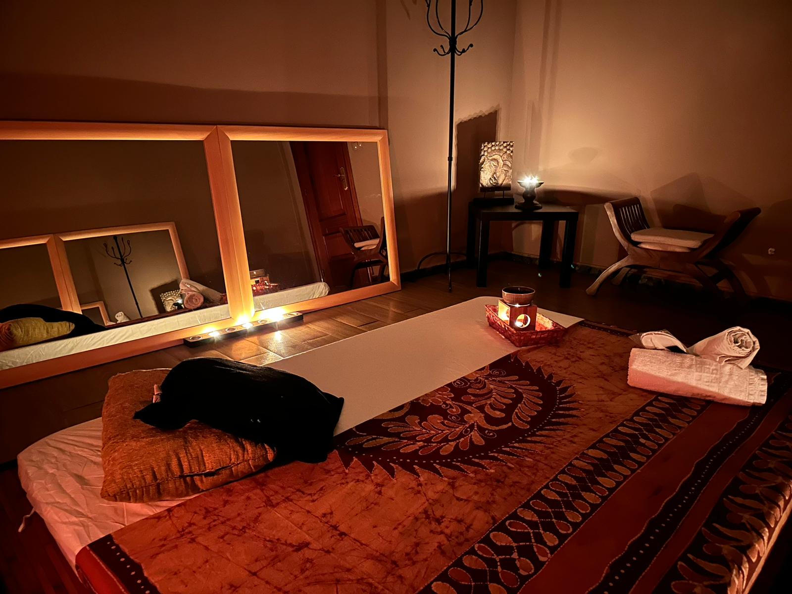 Masajes Eróticos En Valencia - Tantra Nuru - Erotic Massage Center - Erotic Massage in Valencia, Spain