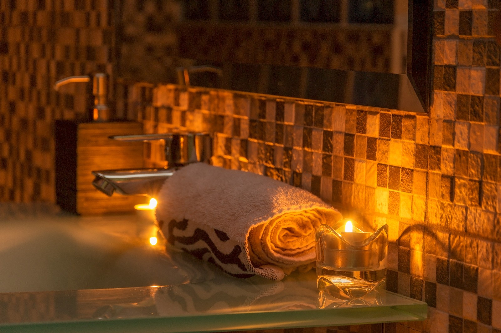 Masajes Eróticos En Valencia - Tantra Nuru - Erotic Massage Center - Erotic Massage in Valencia, Spain