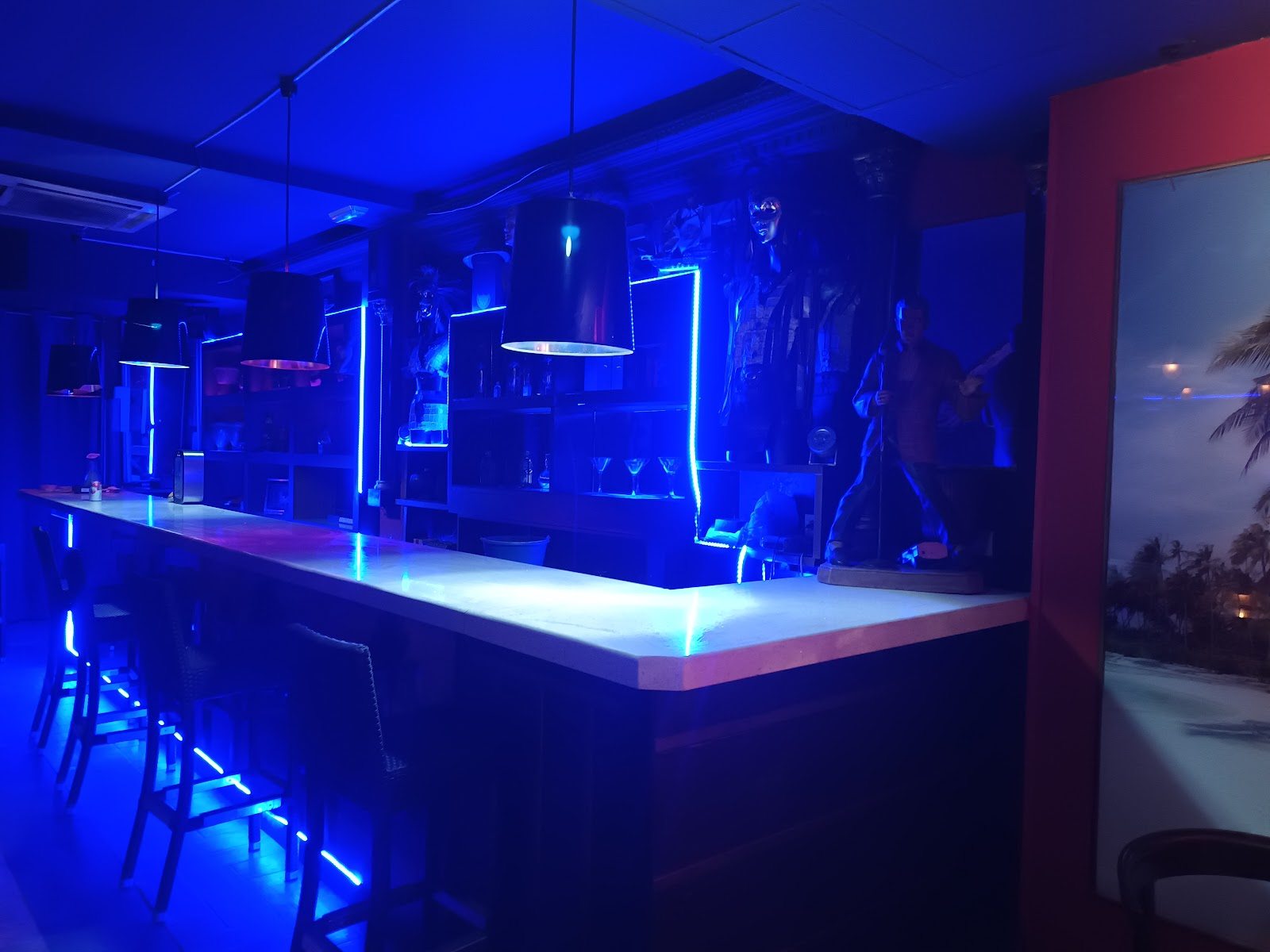 Pub Lorena - Nightclub in Valencia, Spain