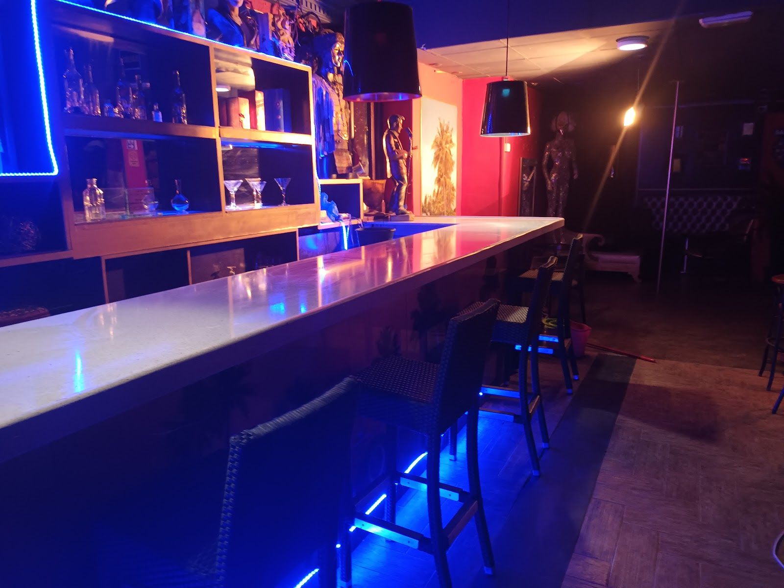 Pub Lorena - Nightclub in Valencia, Spain