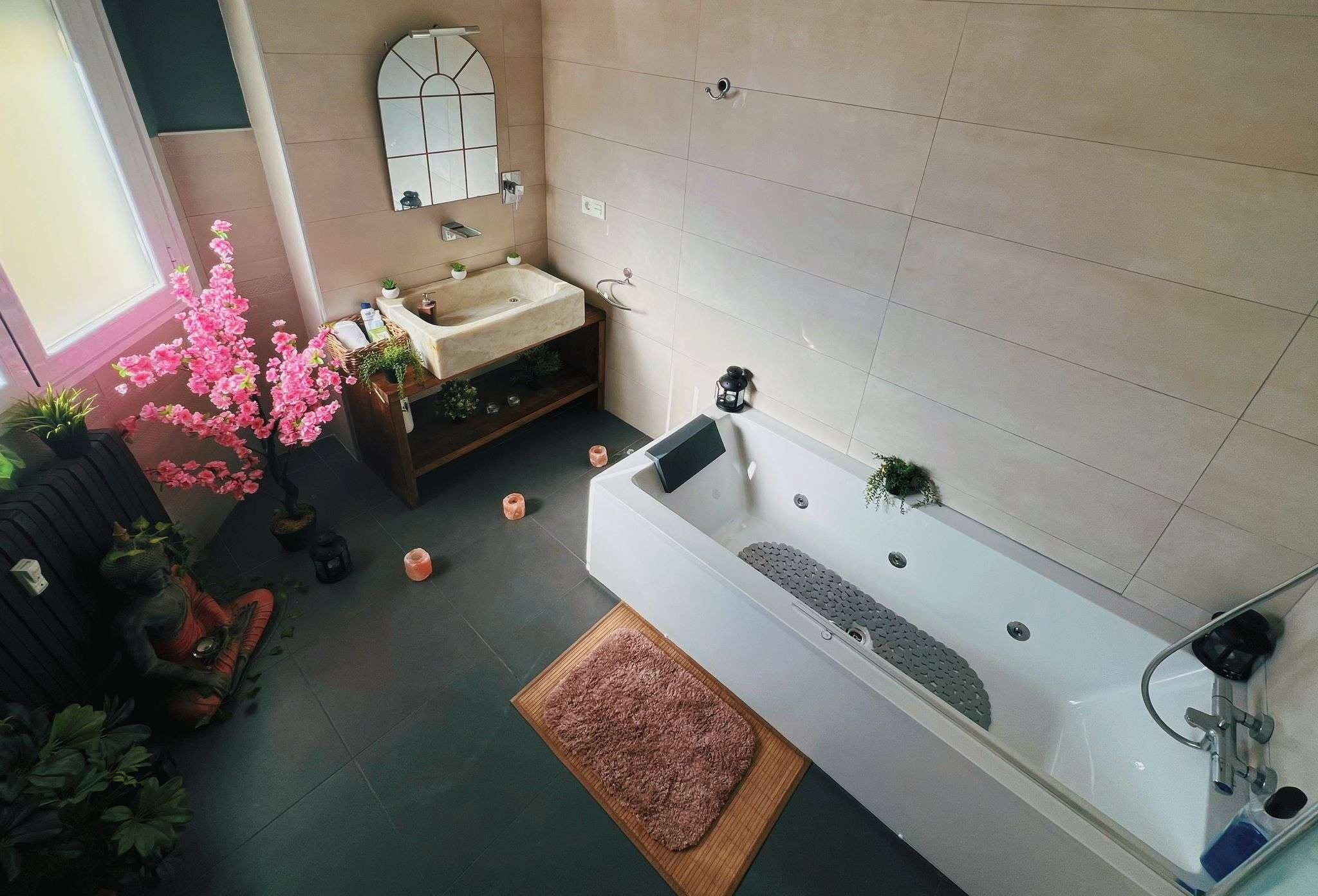 Centro De Masajes Indarazen - Erotic Massage in Zaragoza, Spain