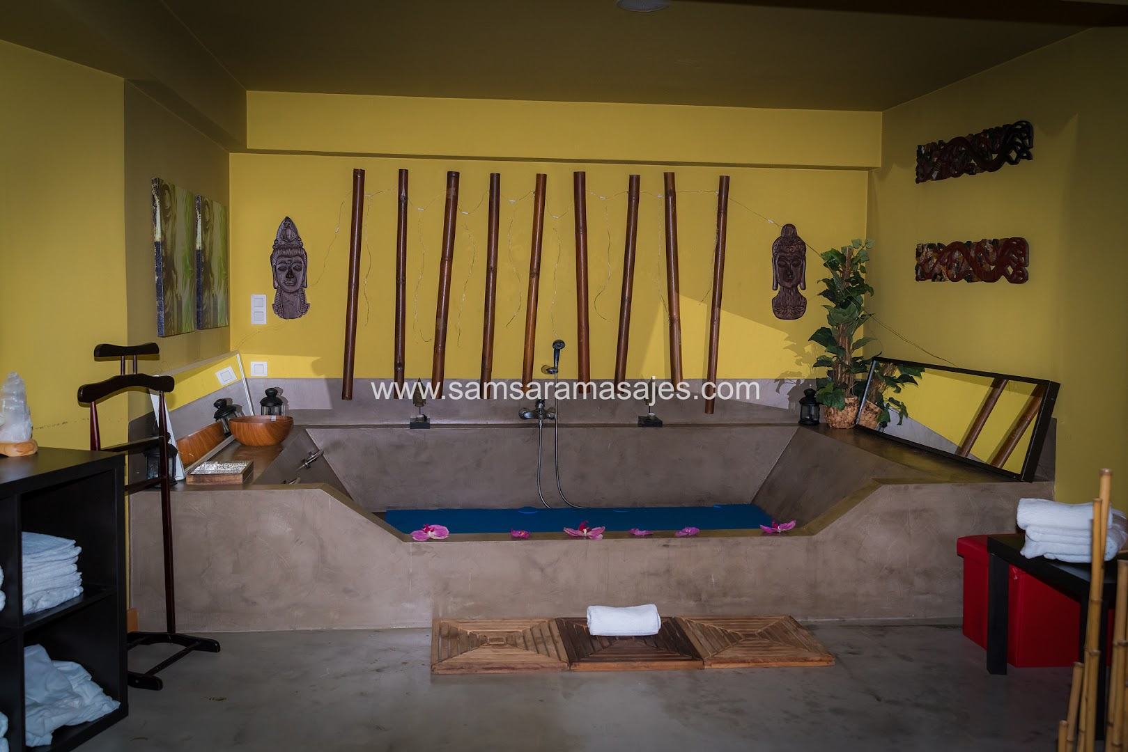 Samsara Masajes (Local Exclusivo) - Erotic Massage in Zaragoza, Spain
