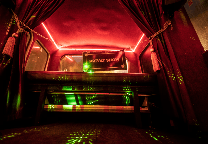 Crazy Candy Club - En Rullande Strippklubb - Nightclub in Stockholm, Sweden