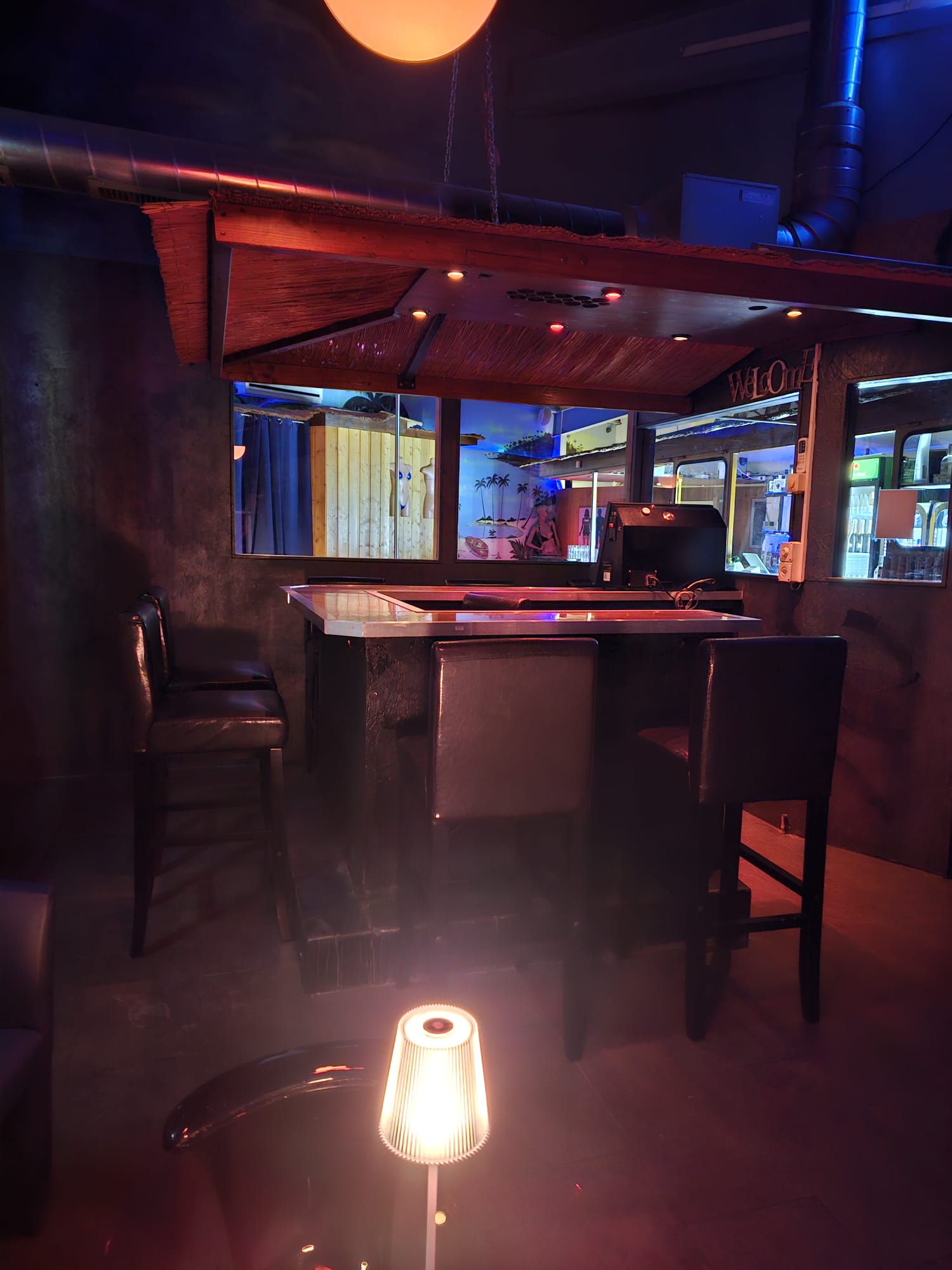 Hawaii Bar - Nightclub in Aarberg, Switzerland