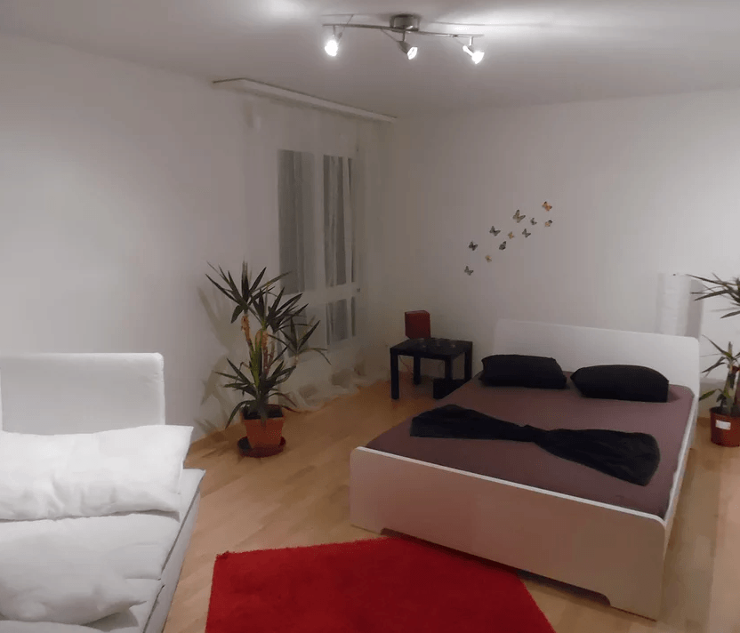 Roksa Club & Escort - Brothel in Baar, Switzerland