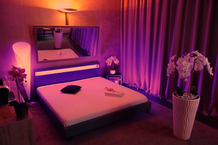 Erotische Massage - Erotic Massage in Bergdietikon, Switzerland