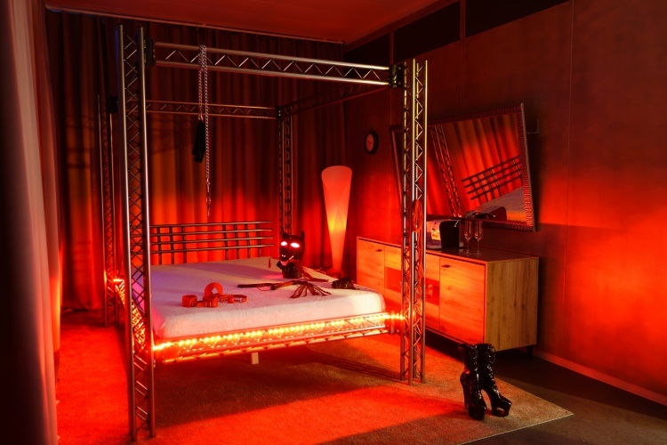 Erotische Massage - Erotic Massage in Bergdietikon, Switzerland