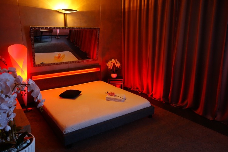 Erotische Massage - Erotic Massage in Bergdietikon, Switzerland