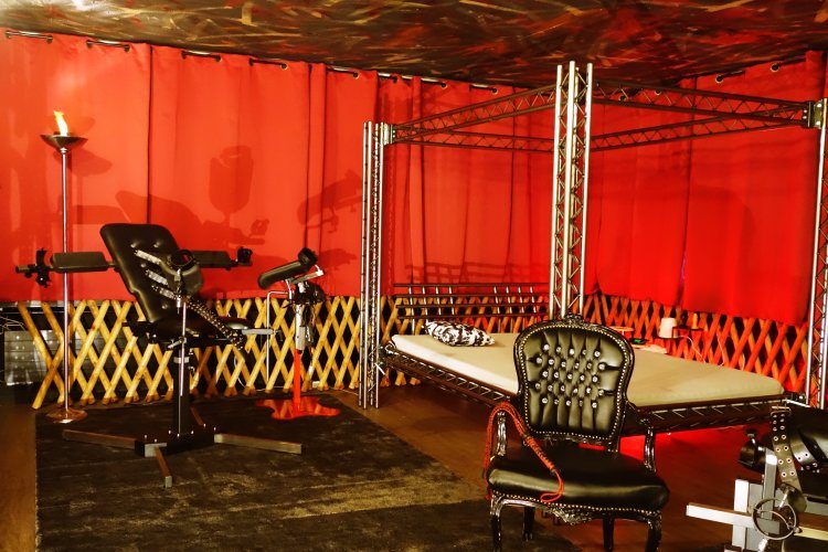 Erotische Massage - Erotic Massage in Bergdietikon, Switzerland